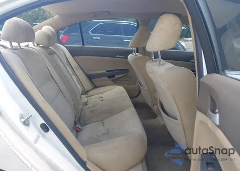 2010 Honda Accord 2.4 Lx из США, поврежденный, VIN 1HGCP2F32AA175840